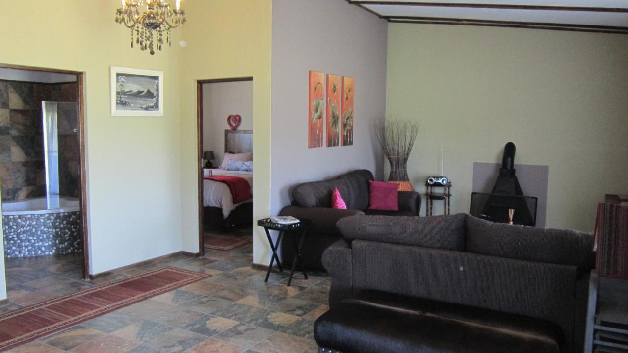 Votadini Country Cottages Magaliesburg Esterno foto